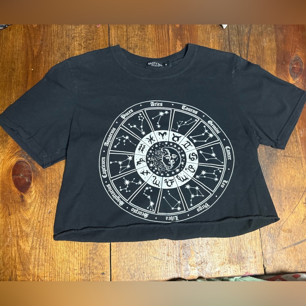 Nasty Gal Black Zodiac Wheel Crop Tee